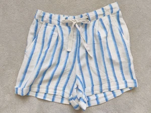 Dorothy Perkins Women's Shorts - size 8 - Picture 1 of 3