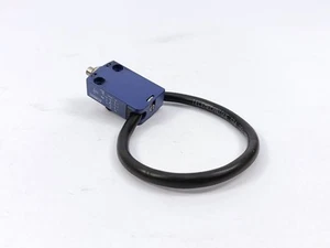 Schneider Electric ZCMD21 Osiswitch Limit switch - Bild 1 von 6