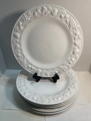 6 JC Penny Alacarte White Dinner Plates - - 10 3/4". Made In Portugal.  1696 - Image 1 of 4