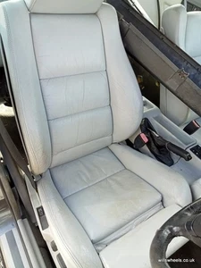 BMW E34 Extended Leather Lotus White Sports Seats & DoorCards & Centre Console - Picture 1 of 3