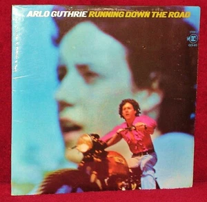 LP SEALED ARLO GUTHRIE RUNNING DOWN THE ROAD 1969 REPRISE NO BAR CODE NO CUTOU - Picture 1 of 2