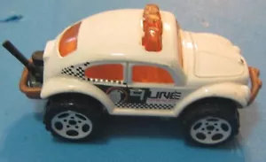 Matchbox 4X4 Beetle car white 2000 1:57 scale - Picture 1 of 5
