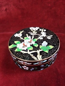 BOITE A BIJOUX LAITON EMAIL CLOISONNE ASIE dia 8,8cm Cloisonné enamel jewel box - Imagen 1 de 7