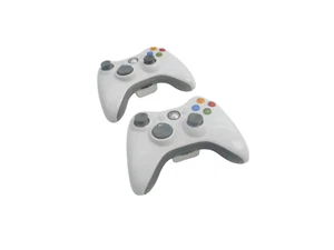 2 Microsoft Xbox 360 Controller Genuine OEM White - Picture 1 of 7