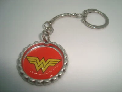 WONDER WOMEN design Bottle Cap key chain Snake style Silver Tone Polyurethane  - Image 1 of 4