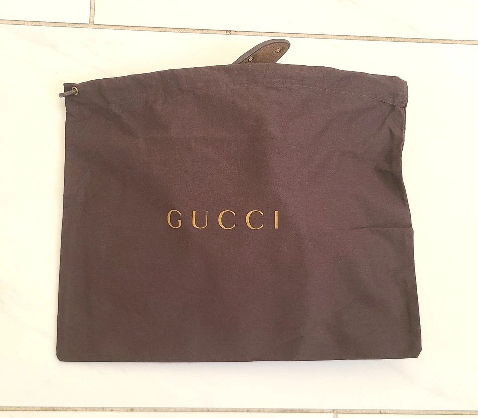 Lote 2 bolsas para el polvo Gucci, funda con cordón, bolsa 10" x 8,75" para cinturones, carteras Foto 1 de 4