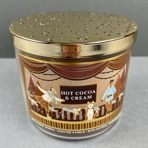 New Bath and Body Works 3 Wick Candle 14.5 oz. Hot Cocoa & Cream Unused - Picture 1 of 4