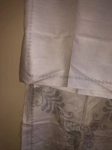 Vintage Bucilla Needlework Kit Belgian Oyster Linen #3447 - 2 & #3448 -4 Napkins - Picture 1 of 5