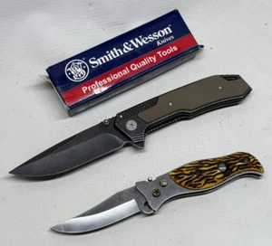 Lot of 11 Pocket Knives Frost Cutlery, Smith and Wesson, Various - Picture 1 of 24