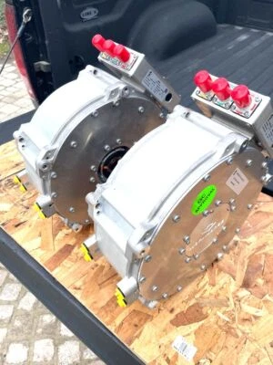 2 MAGELEC PROPULSION M24P4-D-19 AXIAL FLUX MOTORS (no gearbox included) - Image 1 of 4