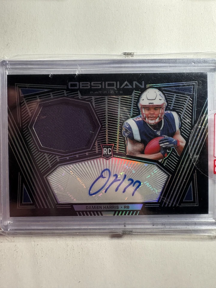 K322,939 - 2019 Panini Obsidian Rookie Jersey Auto #14 Damien Harris #/150 - Image 1 of 1