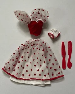 Barbie Loving You Fashion - Bild 1 von 9
