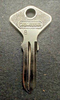 FIAT ALFA ROMEO FERRARI  MASERATI LAMBORGHINI  KEY BLANK - Image 1 of 4