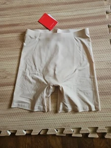 SPANX Shapewear for Women Thinstincts High-Waisted Mid-Thigh Shaping Short Small - Picture 1 of 13