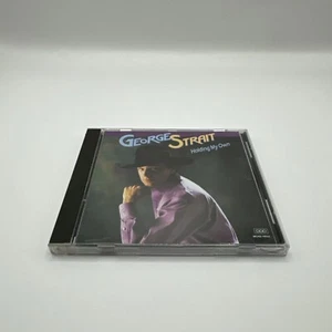 George Strait - Holding My Own - CD - 1992 MCA Records - VGC  - Imagen 1 de 4