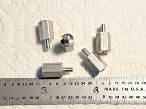 STANDOFFS DE ALUMINIO 1/4 HEXADECIMAL HOMBRE-MUJER 4-40 X 3/8" DE LARGO - 20 piezas - Imagen 1 de 1