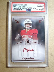 Autografo 2023 Clayton Tune Luminance Rookie Anno Uno Rosso RC PSA GEM MT 10 - Foto 1 di 3