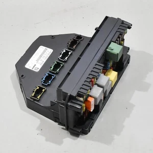 10-16 Mercedes W212 E350 CLS550 C250 Front SAM Module Relay Fuse Box OEM - Picture 1 of 9