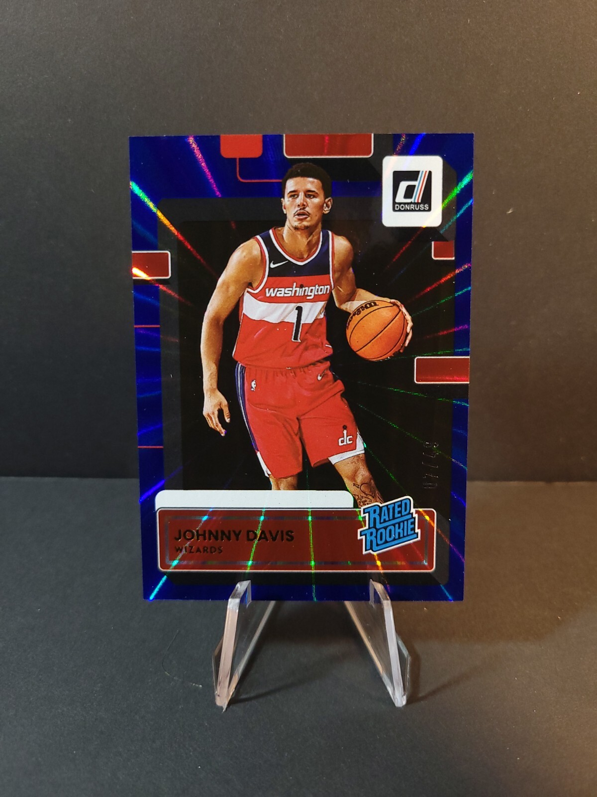 Johnny Davis 2022-23 Donruss Rated Rookie Holo Blue Laser /49 #210