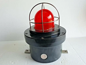 MEDC XB12 XENON BEACON 21 JOULE RED 110 Volt ATEX Ex Weatherproof # NEW - Picture 1 of 5