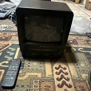 Retro 1995 Portable Gaming Sansui COM0950A TV/VCR Combo 9” Screen Screen Works - Picture 1 of 5