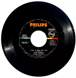 NINA SIMONE - I Put A Spell On You/Gimme Some- Vinyl 45rpm Philips 40286 - Foto 1 di 4