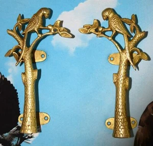 Par dorado de latón hecho a mano loro en árbol figura tirón manija de puerta AU92 - Imagen 1 de 5