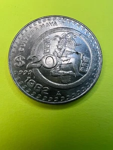 1982 Mexico 20 Pesos Mayan Ball Player Cultura Maya UNC Coin - Picture 1 of 10