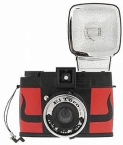 LOMOGRAPHY KAMERA DIANA F+ FLASH - EL TORO - NEU OVP - Bild 1 von 1