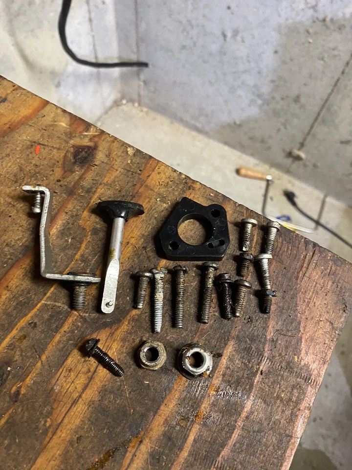 OEM Craftsman 3.7/17” Hardware Lote Tuercas Tornillos Etc Envío Gratuito Foto 1 de 1