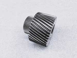 GM 6T40 Automatic Transmission Front Differential Sun Gear 41 Tooth 2008-up - Picture 1 of 2