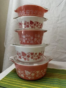 Vintage PYREX Pink Gooseberry Casserole Dish With Lids #471-475 Complete Set (A) - Picture 1 of 24