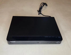 Toshiba DVD-Player SD3020KE – HDMI, DivX, Dolby Digital - OHNE FERNBEDIENUNG - Bild 1 von 1