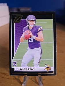 2024 Zenith J. J. McCarthy Rookie Minnesota Vikings - Foto 1 di 2