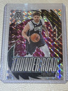 2023-24 Panini Mosaic - Thunder Road Mosaic Prizm #20 Luka Dončić - Imagen 1 de 2