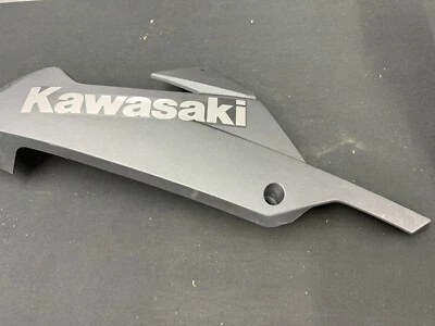 Kawasaki Ninja 300 2013-2017 cubierta inferior izquierda Foto 1 de 4
