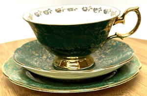 Taza de té vintage Trio Staffordshire y platillo y plato Regency oro verde - Imagen 1 de 11