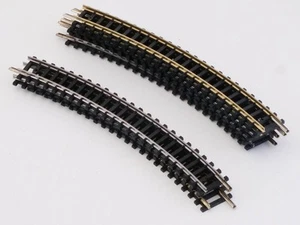 Minitrix 4922 8X Curved Track R2 228.2Mm Gauge N Vgl 14922 1704-28-51 - Picture 1 of 3