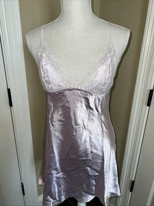 In Bloom by Jonquil SAMANTHA Negligee Lotus Pink Satin Schnürung Größe M - Bild 1 von 6