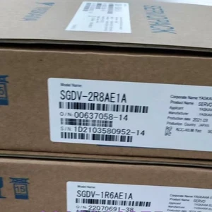 Servoaccionamiento Yaskawa SGDV-2R8AE1A de 1 pieza - Imagen 1 de 1