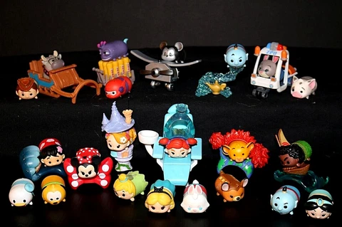 Disney Tsum Tsum 25+ 100 Years of Wonder & Series 1-10 - NEW & VTG Cover