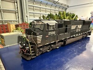 HO Athearn Genesis Norfolk Southern SD70M Flared 2596 DCC Sound Weathered PTC
