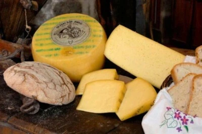 MINHA TERRA Azores Island Cheese Portugal 5 Months Cure Intense Flavour 400g (14.11oz)