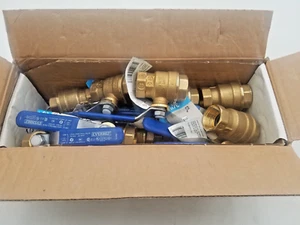 EVERBILT 3/4 in. Válvula de bola roscada de latón FPT x FPT (15 piezas) - Imagen 1 de 4