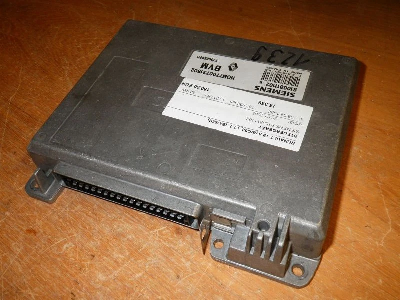 CENTRALINA Renault 19 II (B/C53_) 1.7 (B/C53B) - Immagine 1 di 1