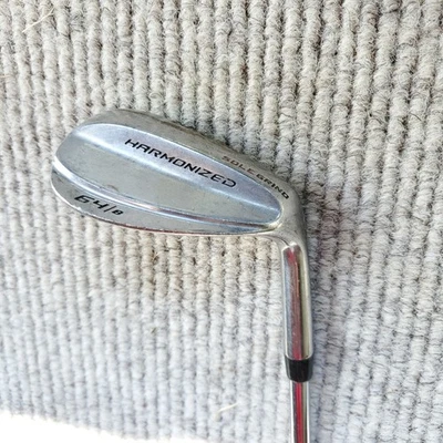 Cuña Wilson Armonizada Suela Molienda 64°-08 Rebote Lob Acero para Diestros Foto 1 de 4