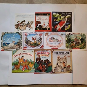 Lot of 10 Children's Books By Jan Brett - Picture 1 of 23