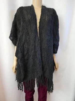 PERUVIAN 100% ALPACA, TR3SCAPA BLACK  Ruana Poncho Southwest ONE SIZE Poncho #B - Image 1 of 4