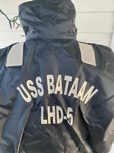 US Navy Uniform USS BATAAN LHD-5 Mustang Survival Giacca galleggiante classica bombardiere - Foto 1 di 15