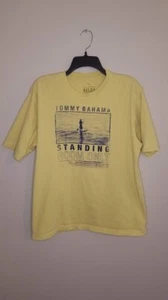 Tommy Bahama Stand Up Paddle Board Yellow RelaxTshirt Mens Large - Picture 1 of 4